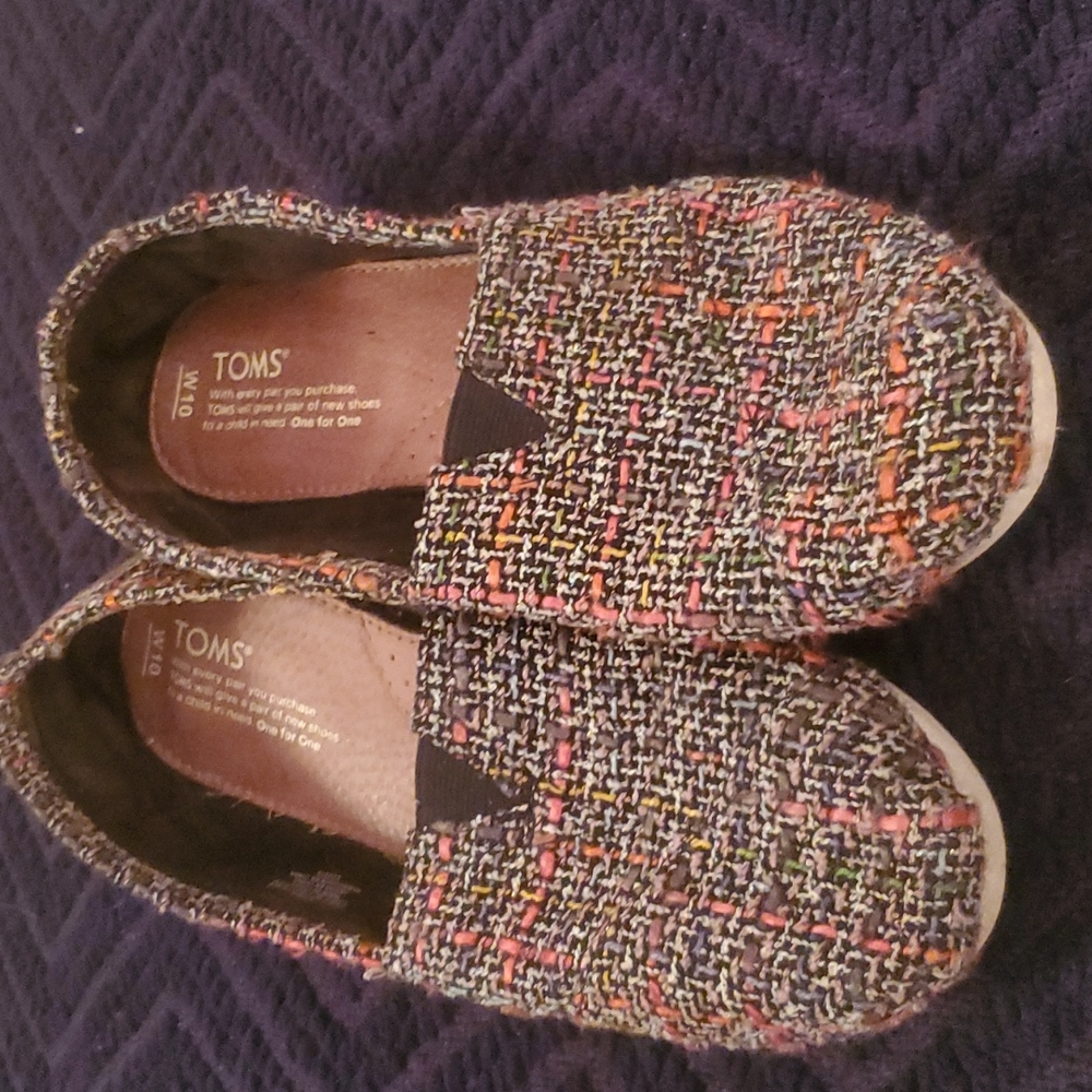Black tweed Tom's size10